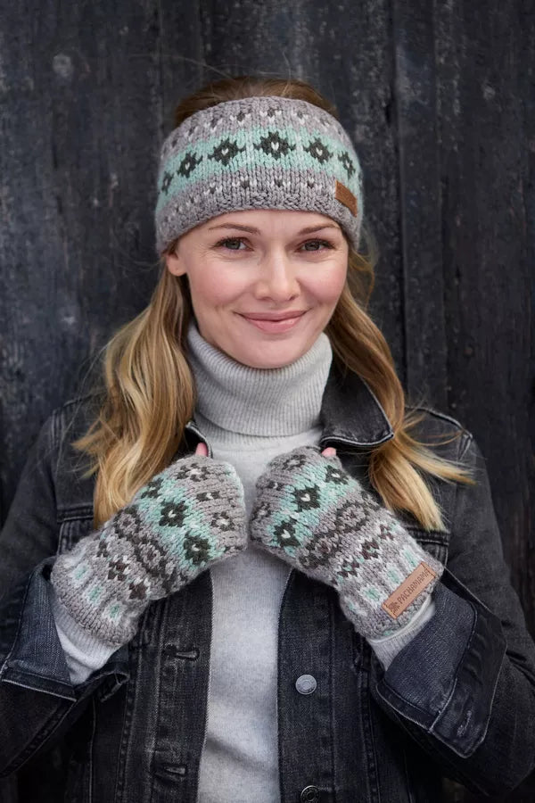 Pachamama Loch Fyne Merino Handwarmer Green-Pachamama-White finn