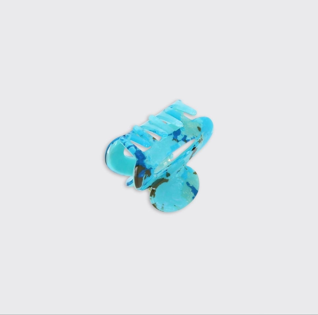 ATHENA SMALL CLAW CLIP- GREEN
