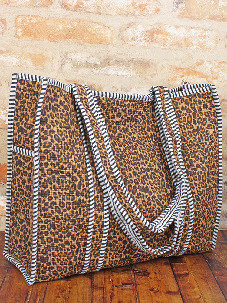 JT6601B QUILTED COTTON TOTE BAG – ANIMAL PRINT