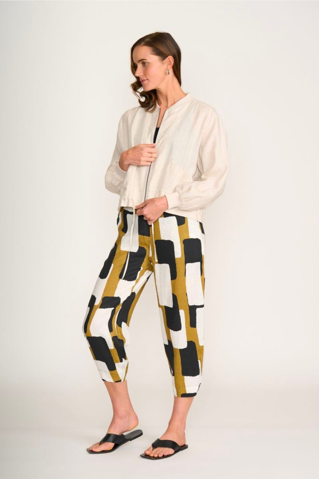 Foil jubilent Capri Pant Art Box