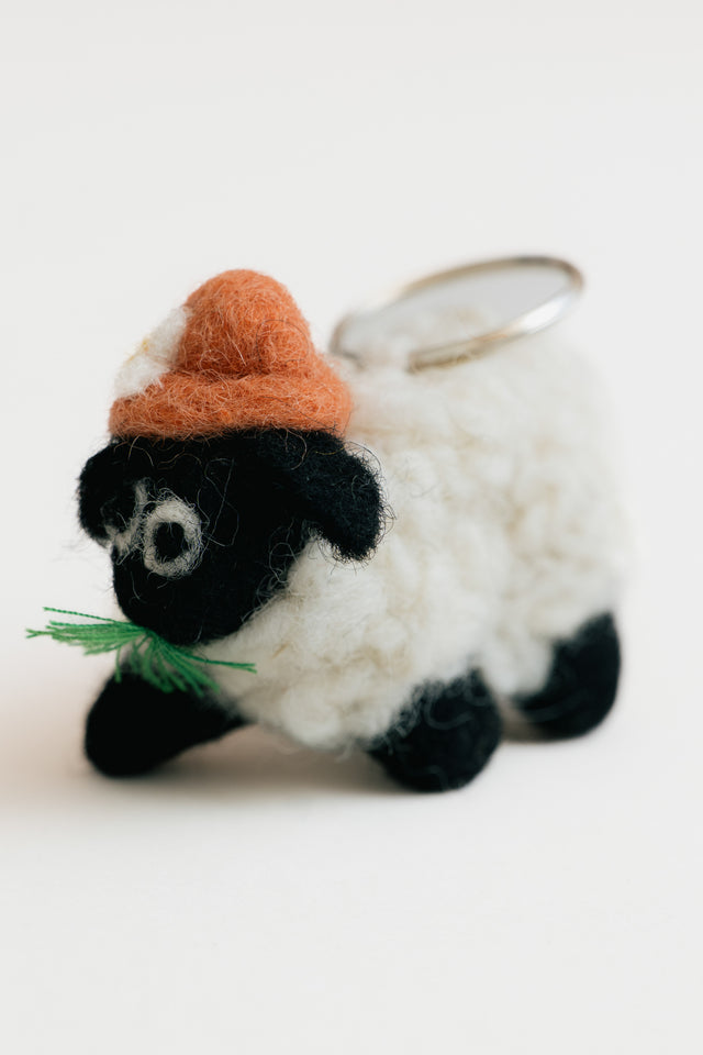 Lily & Me COUNTRY SCENE SHEEP SOCK GIFT BOX