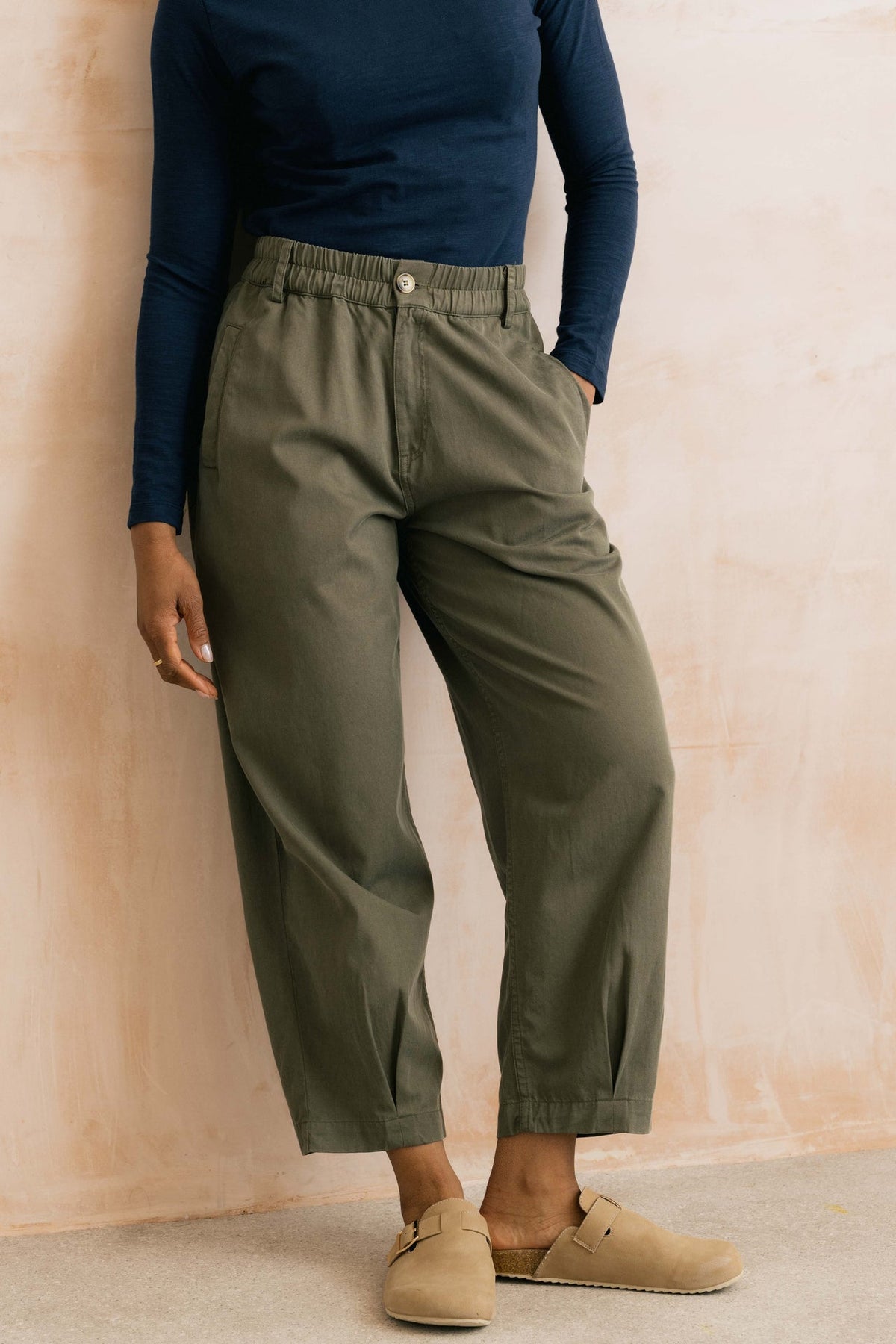 Lily and Me Shirin Relaxed Barrel Leg Trousers Dark Olive