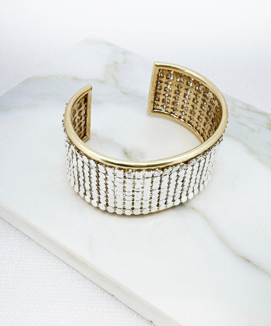 Envy Contrast Cuff Bracelet 4896-Envy-White finn