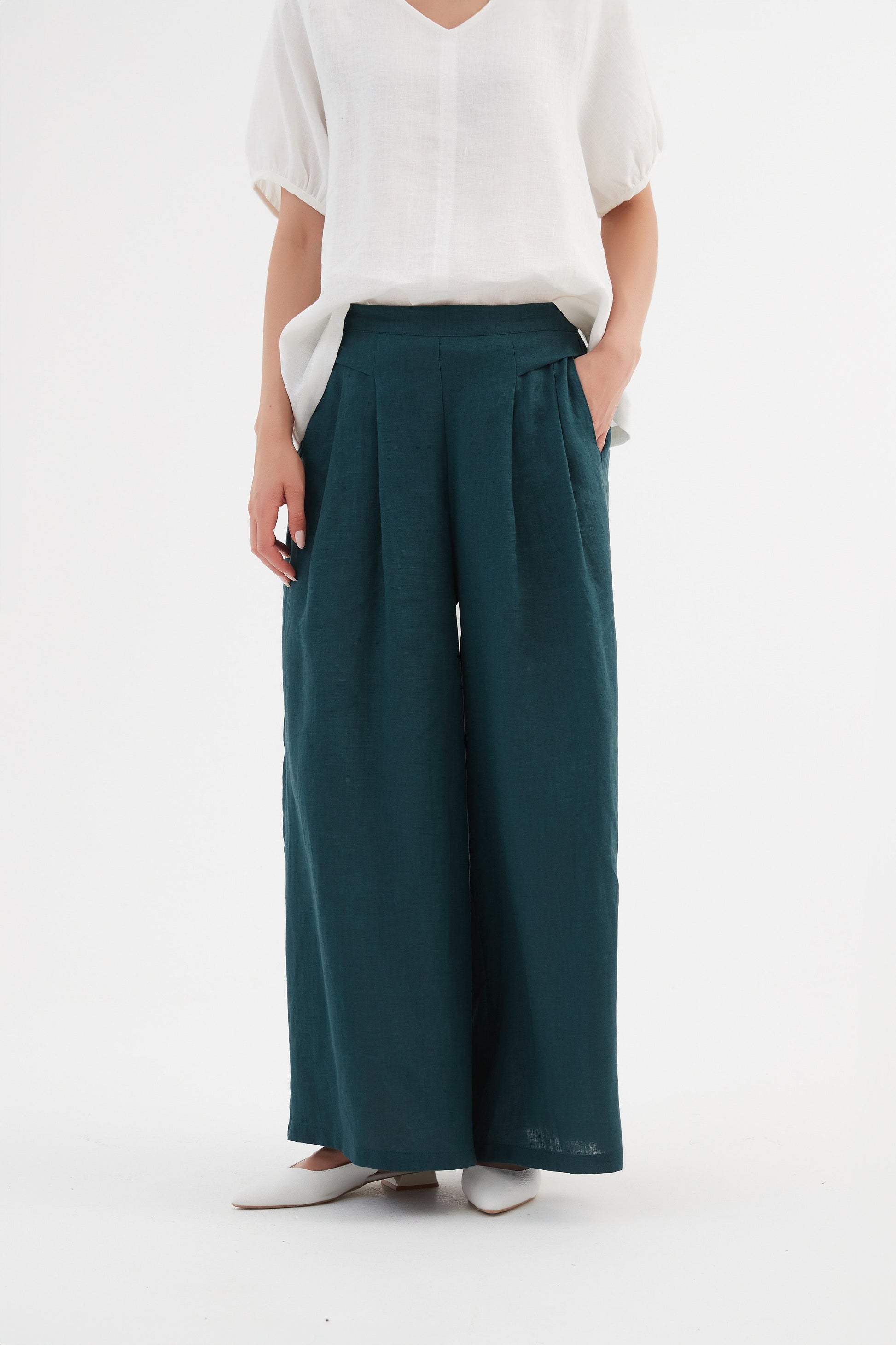 Tirelli Pleat Front Palazzo Pant-White finn