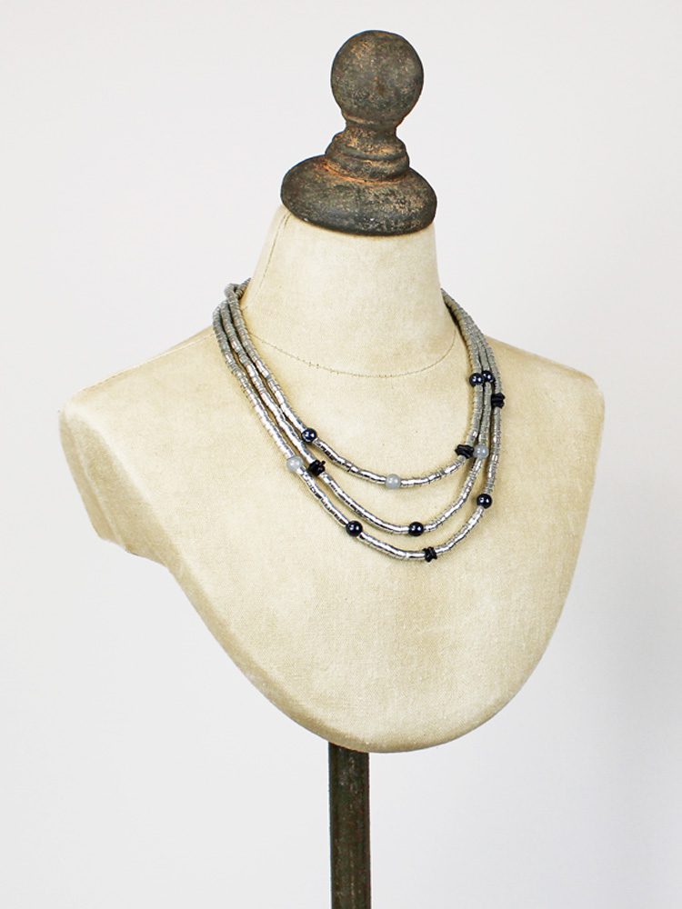 Triple Strand Snake Necklace with Beads KH6601