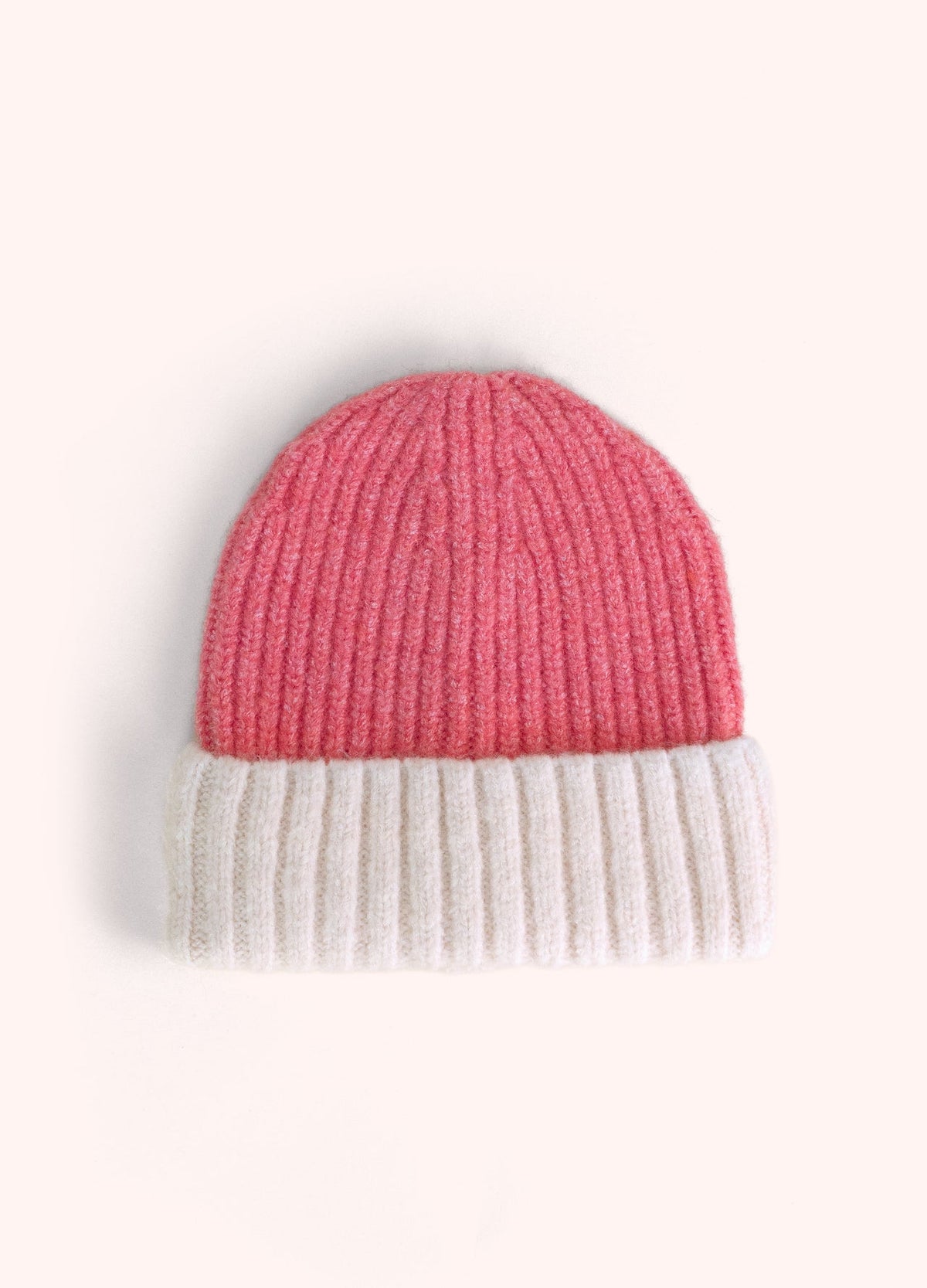 Powder Emily Beannie, Coral